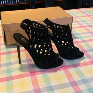 Steve Madden Bratt - black suede heels